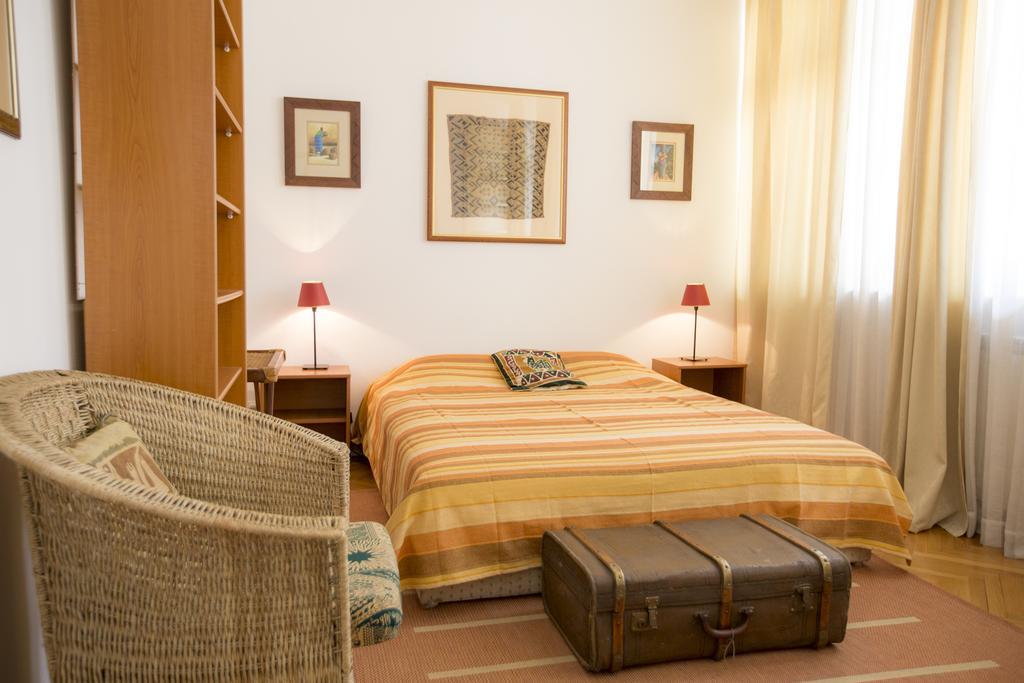Sun Hostel Belgrade Room photo