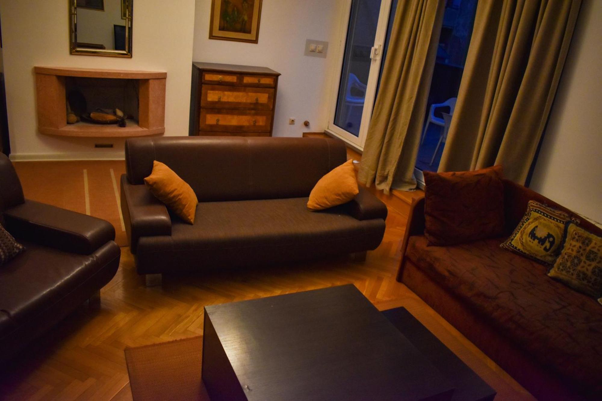 Sun Hostel Belgrade Exterior photo